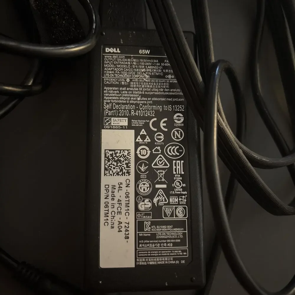 DELL AC Adapter Model LA65NS2-01